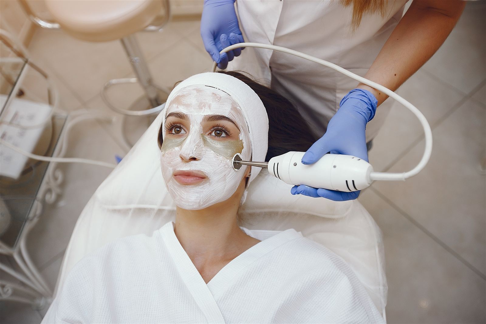 Advanced Beautician Course at Wibes Beauty Academy Ahmedabad
